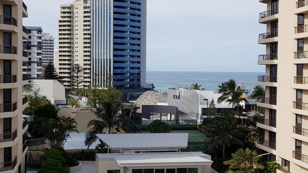 Beach Comber Apartment Gold Coast Exterior photo